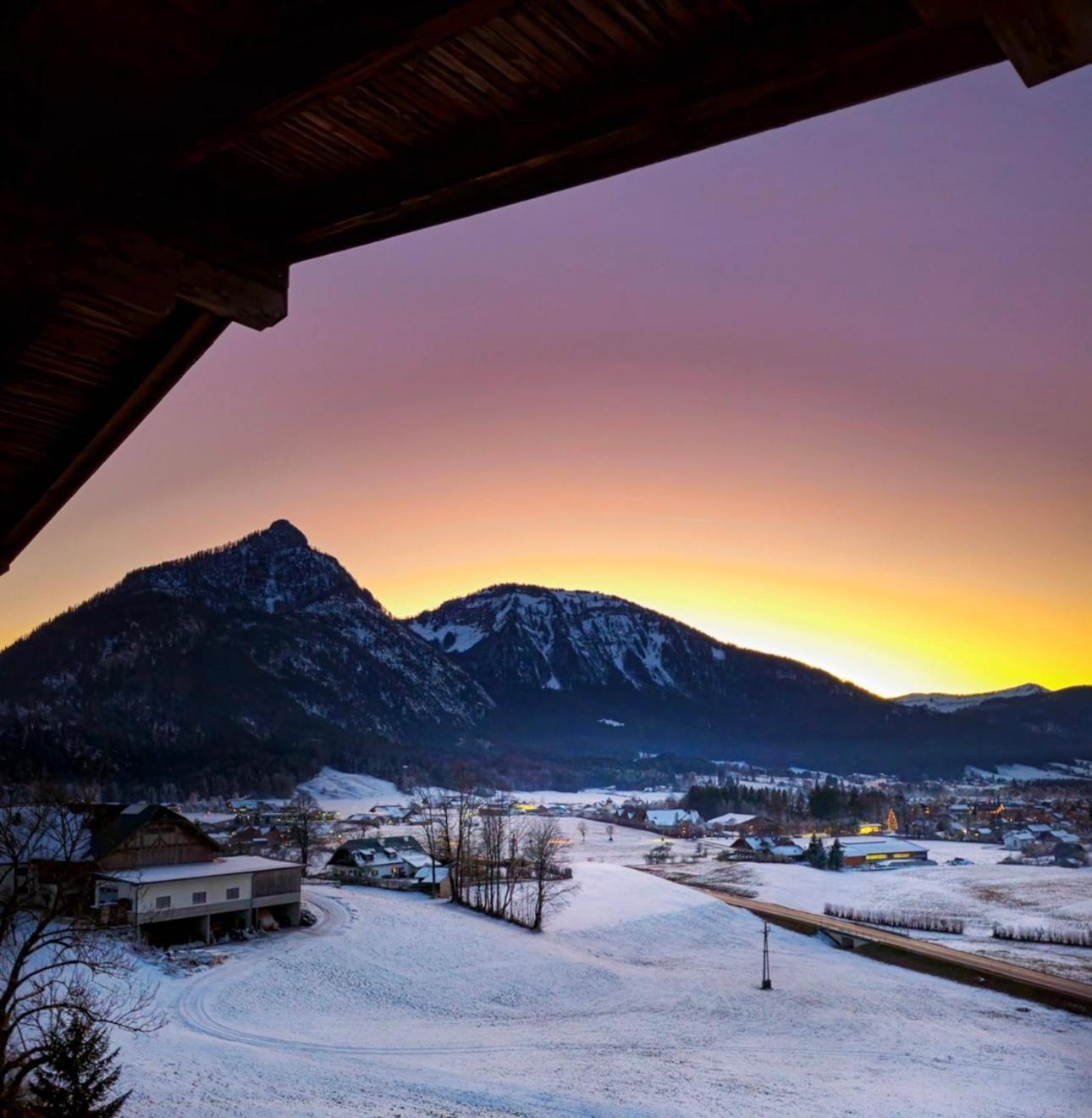 Apartment Sunset Am Wolfgangsee Strobl Exterior foto